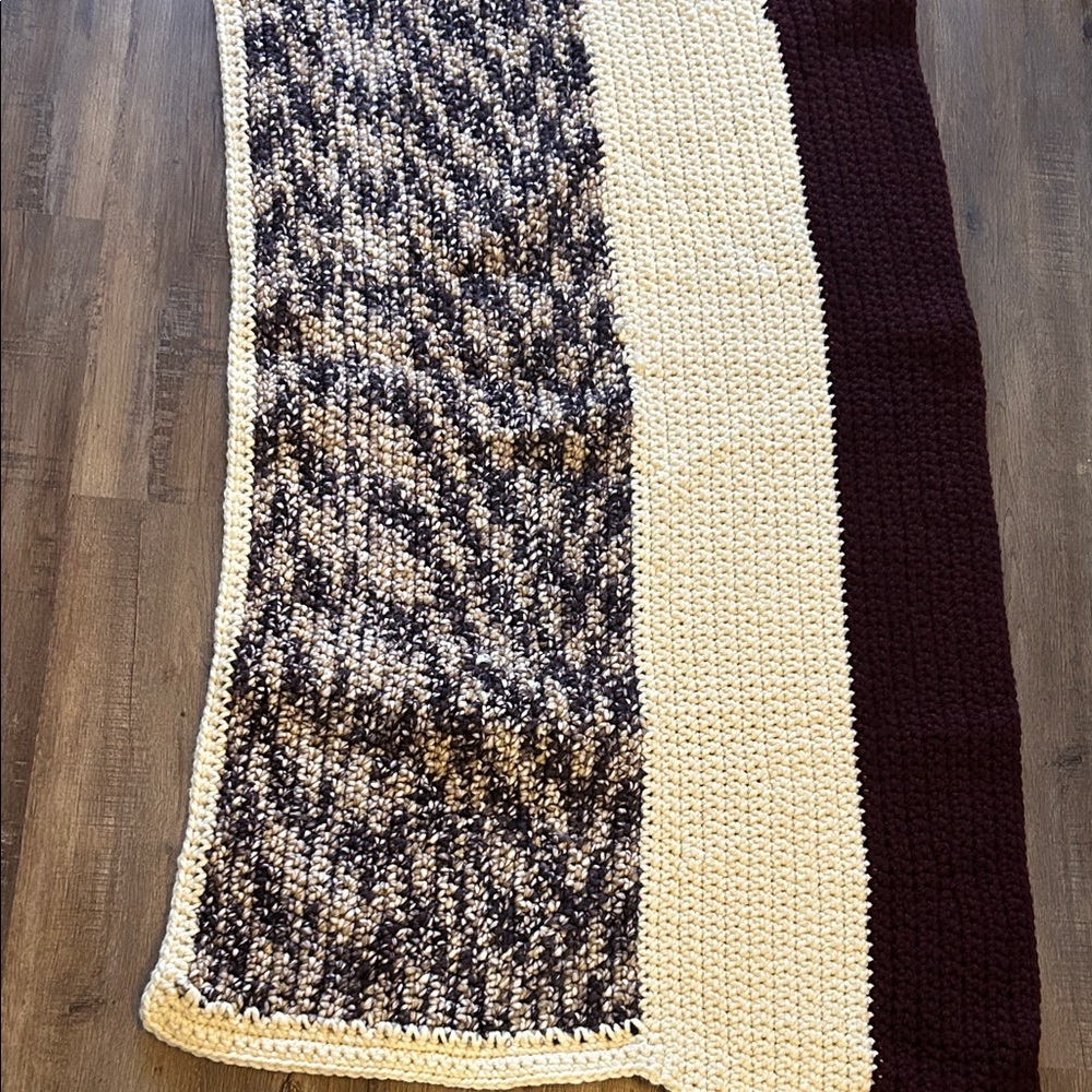 Handmade Knit Blanket in Cream and Burgundy